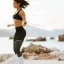 La corde à sauter ou le footing : quel exercice choisir pour améliorer votre forme physique générale ?